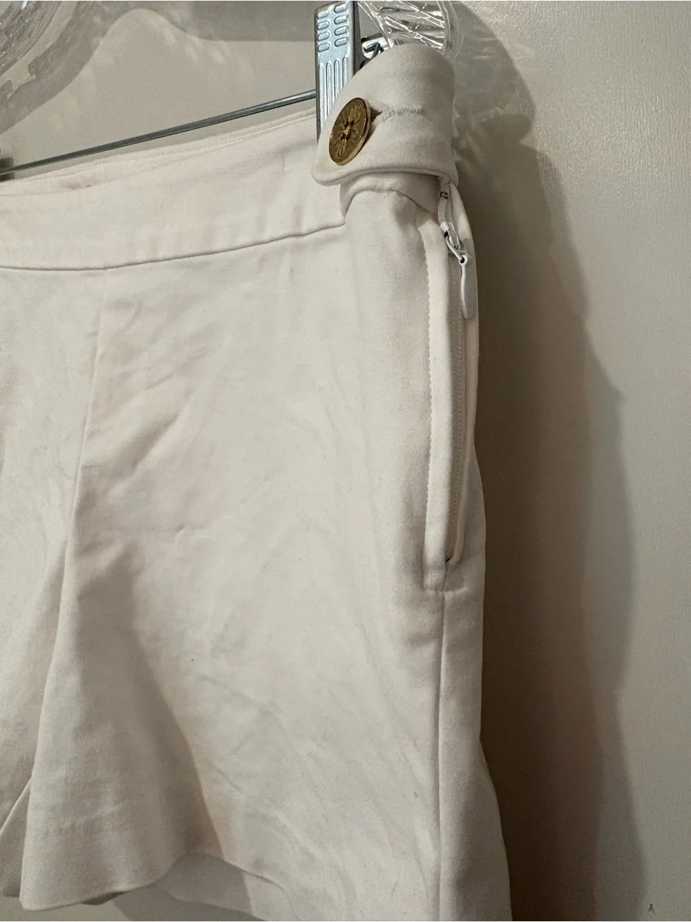 Lilly Pulitzer White Shorts Side Gold Button Tailored 4 - Picture 4 of 10